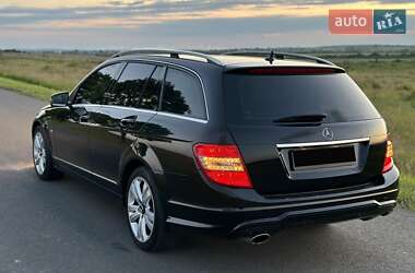 Універсал Mercedes-Benz C-Class 2010 в 