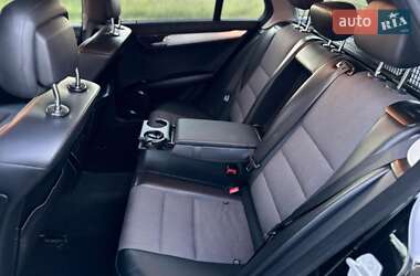 Універсал Mercedes-Benz C-Class 2010 в 
