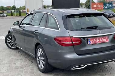 Універсал Mercedes-Benz C-Class 2017 в 