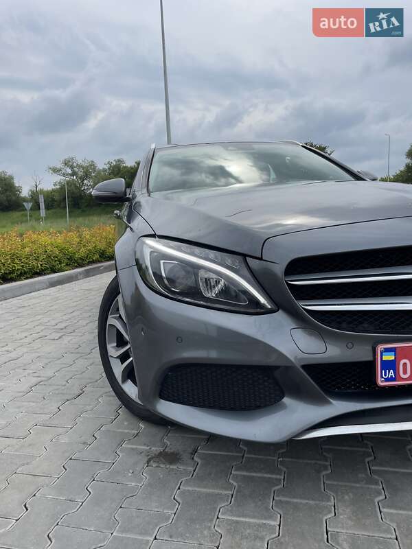 Універсал Mercedes-Benz C-Class 2017 в Стрию