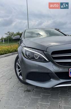 Універсал Mercedes-Benz C-Class 2017 в 