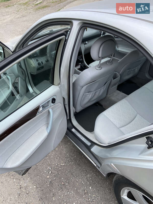 Седан Mercedes-Benz C-Class 2001 в Запорожье