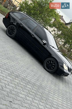 Універсал Mercedes-Benz C-Class 2002 в 