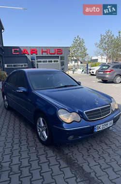 Седан Mercedes-Benz C-Class 2002 в 