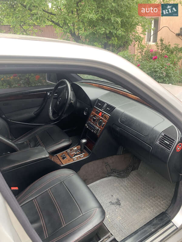 Седан Mercedes-Benz C-Class 1999 в Кропивницком