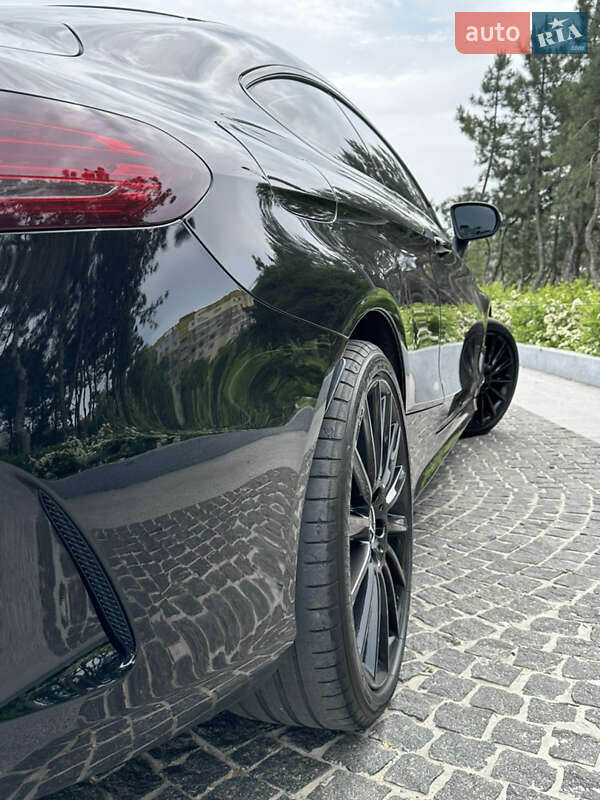 Купе Mercedes-Benz C-Class 2018 в Дніпрі