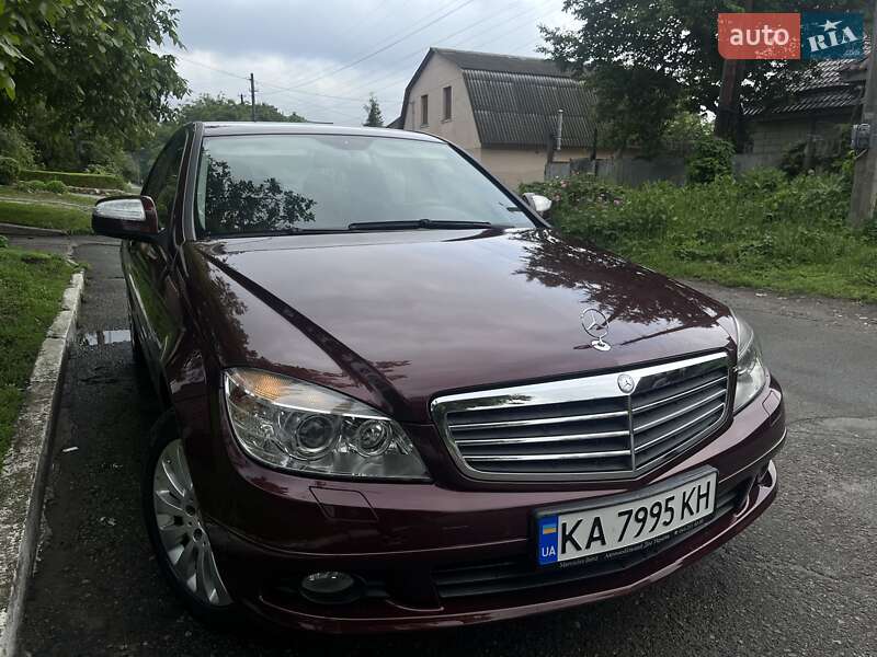 Седан Mercedes-Benz C-Class 2008 в Києві
