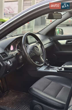 Универсал Mercedes-Benz C-Class 2011 в 