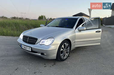 Седан Mercedes-Benz C-Class 2003 в Киеве