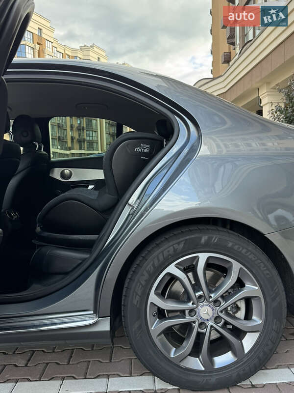 Седан Mercedes-Benz C-Class 2017 в Києві