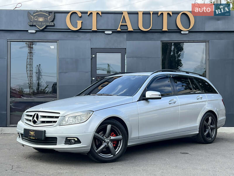 Mercedes-Benz C-Class 2009