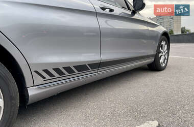 Седан Mercedes-Benz C-Class 2015 в 