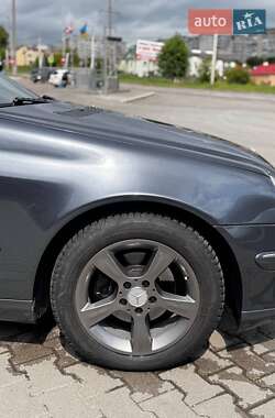 Купе Mercedes-Benz C-Class 2004 в 