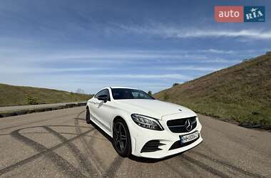 Купе Mercedes-Benz C-Class 2019 в 