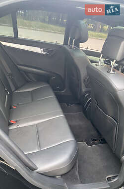 Седан Mercedes-Benz C-Class 2011 в 