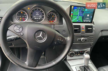 Седан Mercedes-Benz C-Class 2011 в 
