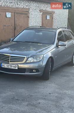 Mercedes-Benz C-Class 2010 Mercedes-Benz C-Class 2010