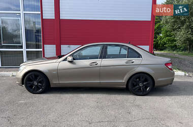 Седан Mercedes-Benz C-Class 2010 в 