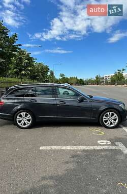 Универсал Mercedes-Benz C-Class 2010 в 