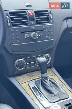 Универсал Mercedes-Benz C-Class 2008 в 