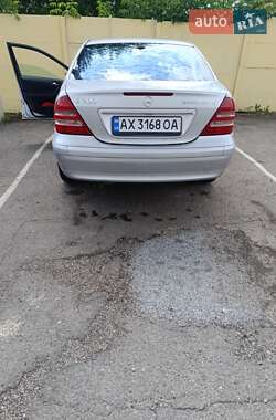 Седан Mercedes-Benz C-Class 2000 в Харкові
