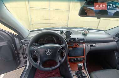 Седан Mercedes-Benz C-Class 2000 в 