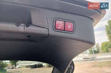 Универсал Mercedes-Benz C-Class 2019 в 