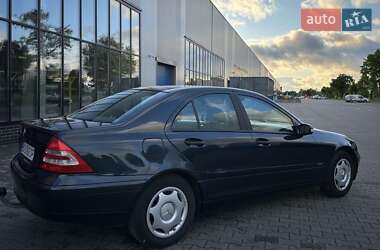 Седан Mercedes-Benz C-Class 2003 в 