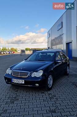 Седан Mercedes-Benz C-Class 2003 в 