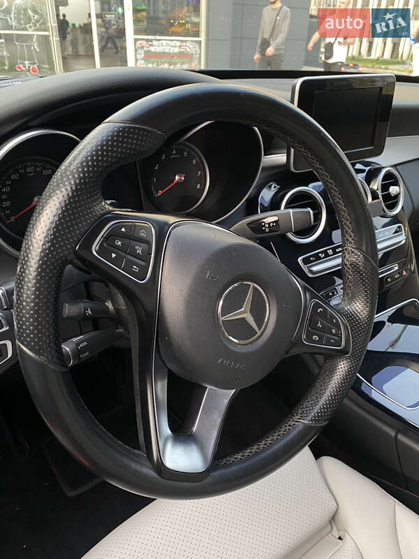 Седан Mercedes-Benz C-Class 2015 в Киеве