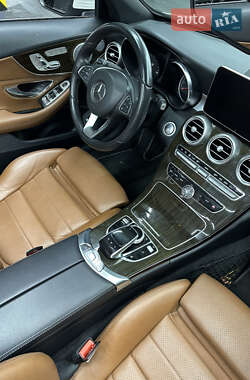 Кабриолет Mercedes-Benz C-Class 2018 в 