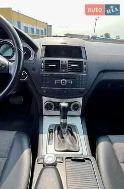 Универсал Mercedes-Benz C-Class 2007 в 