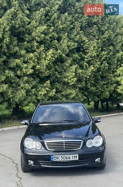 Седан Mercedes-Benz C-Class 2007 в 