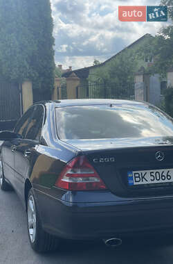 Седан Mercedes-Benz C-Class 2007 в 
