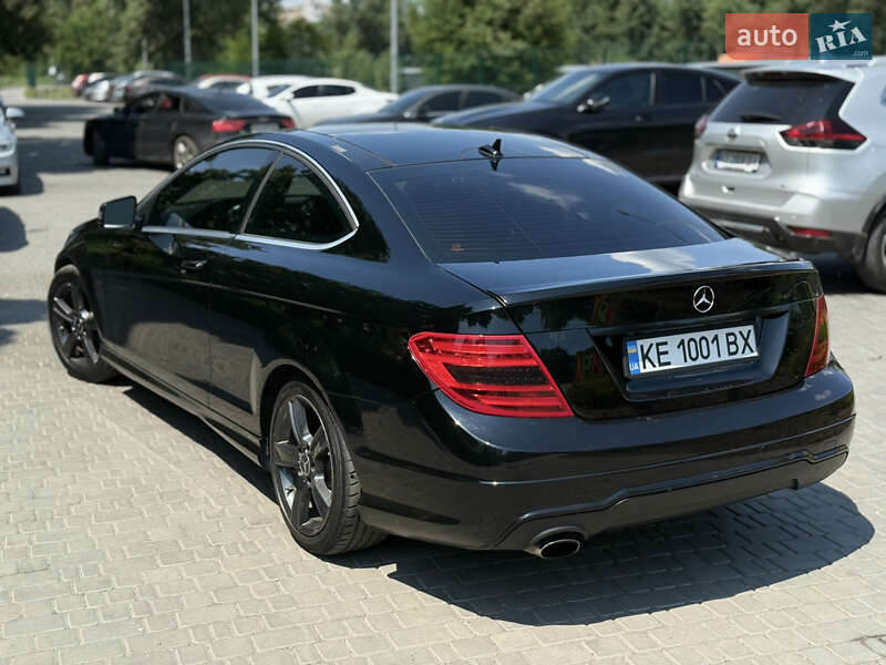 Купе Mercedes-Benz C-Class 2012 в Каменском