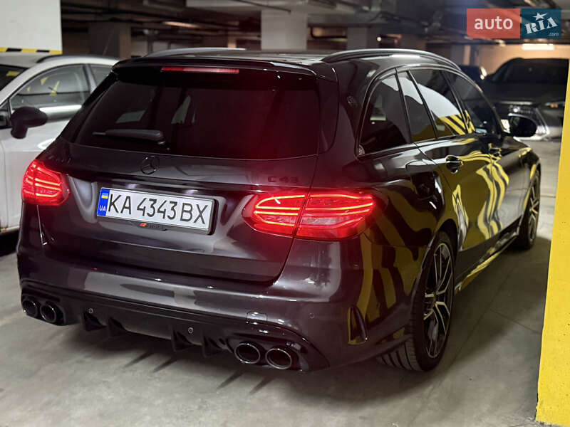 Универсал Mercedes-Benz C-Class 2019 в Киеве