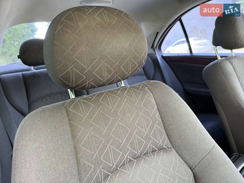 Седан Mercedes-Benz C-Class 2000 в Ровно