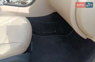 Седан Mercedes-Benz C-Class 2015 в 