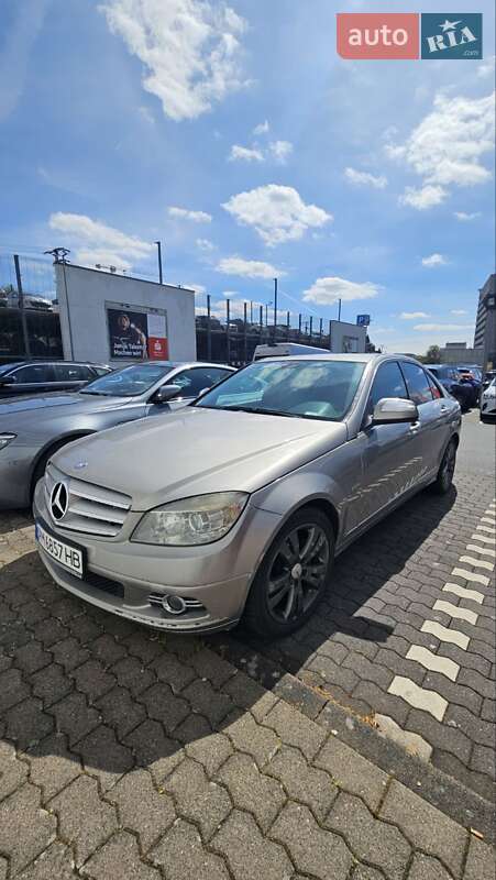 Mercedes-Benz C-Class 2008