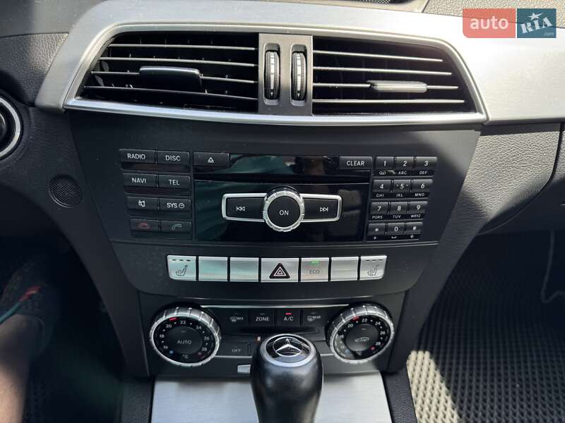Седан Mercedes-Benz C-Class 2013 в Вінниці