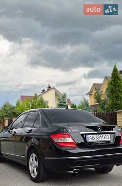 Mercedes-Benz C-Class 2010 Mercedes-Benz C-Class 2010