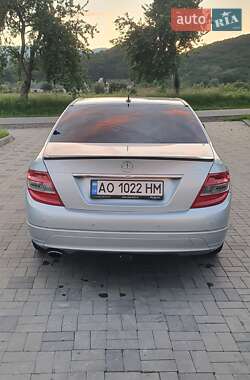 Седан Mercedes-Benz C-Class 2007 в 
