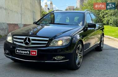 Универсал Mercedes-Benz C-Class 2010 в Виннице