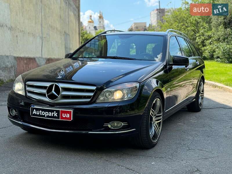 Mercedes-Benz C-Class 2010