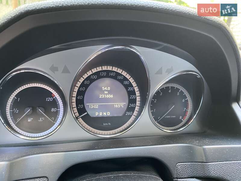Універсал Mercedes-Benz C-Class 2009 в Чернігові