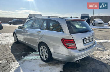 Універсал Mercedes-Benz C-Class 2011 в 