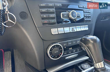 Універсал Mercedes-Benz C-Class 2011 в 