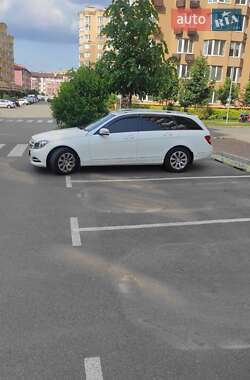 Универсал Mercedes-Benz C-Class 2013 в 
