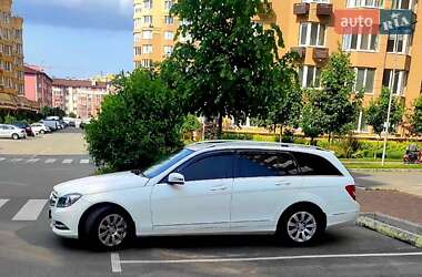 Универсал Mercedes-Benz C-Class 2013 в 