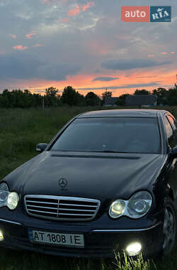 Седан Mercedes-Benz C-Class 2000 в Івано-Франківську